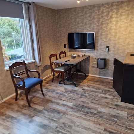 Bed & Budget Mackenzieplaats Wilp Exteriér fotografie