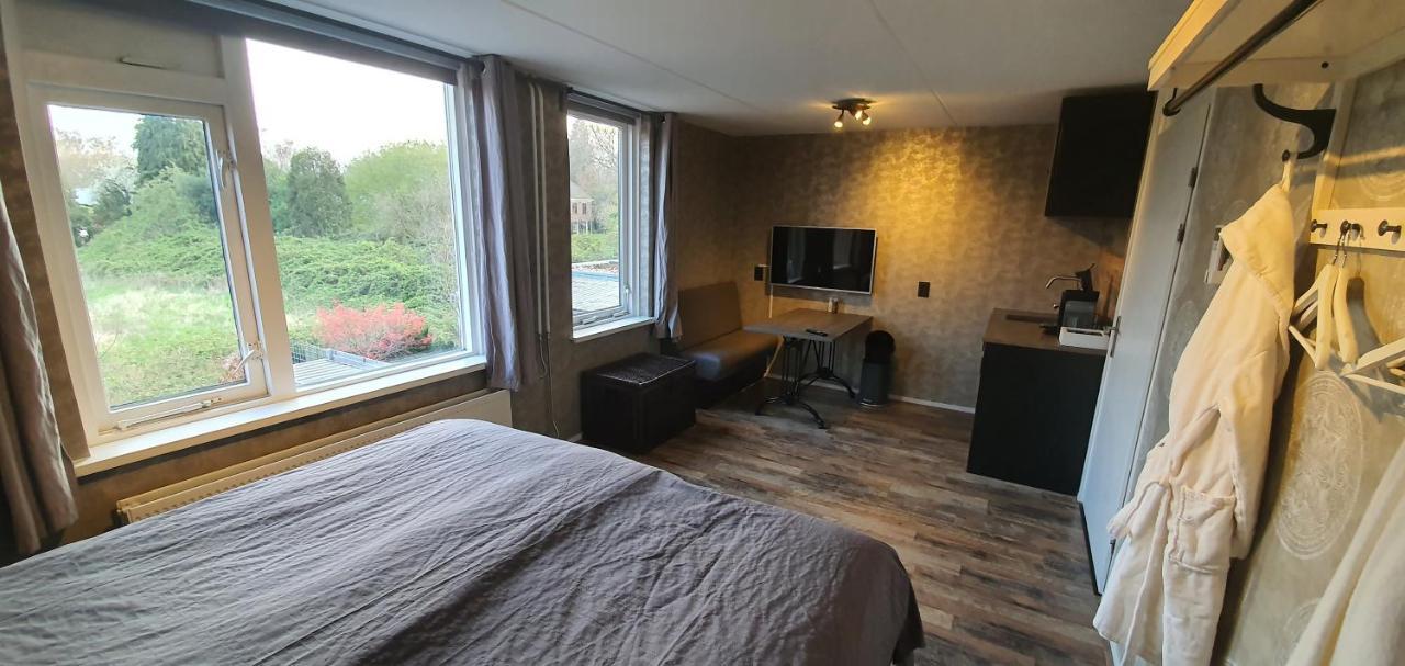 Bed & Budget Mackenzieplaats Wilp Exteriér fotografie