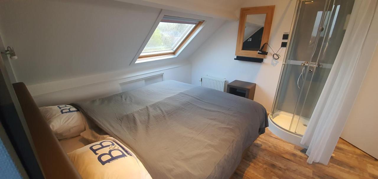 Bed & Budget Mackenzieplaats Wilp Exteriér fotografie